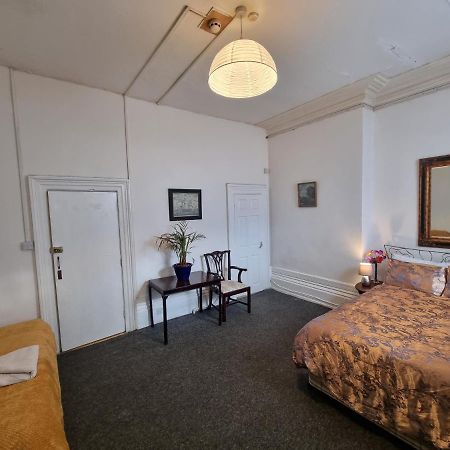 דובר Large Flat Next To Port, Cliffs, Beach With Parking מראה חיצוני תמונה