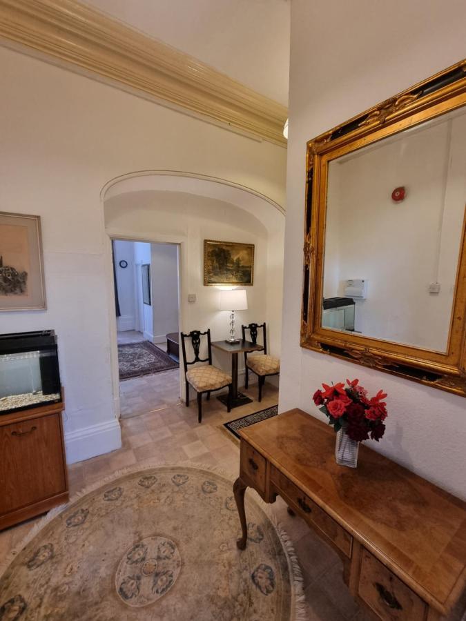 דובר Large Flat Next To Port, Cliffs, Beach With Parking מראה חיצוני תמונה